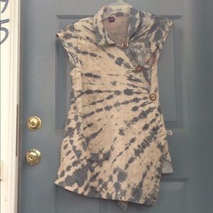 100% cotton sleeveless long vest . New but no tag.